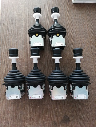 上海盛霞為您介紹步進電機控制器與伺服電機控制器的區(qū)別