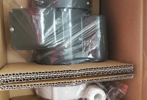 2020.08.21上海盛霞SIHI泵到貨照片