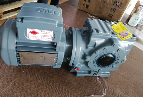2020.03.16上海盛霞SEW電機(jī)到貨照片