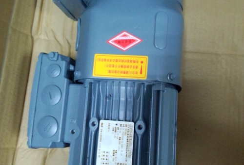 2020.11.09上海盛霞 SEW電機到貨照片